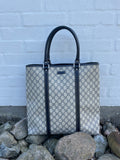 Gucci Supreme tote bag