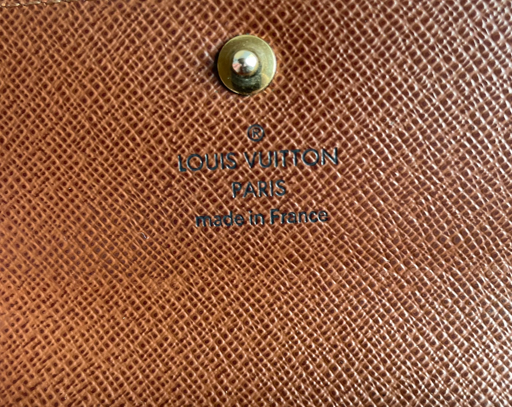 Louis Vuitton Monogram Pung